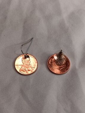 2017 P And D mint Marked Pennies. Build Your Pair Earrings